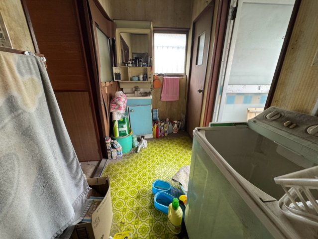 落ちついた住環境で暮らしやすい住まい♪宇都宮市五代１丁目の独立洗面台|朝の身支度には欠かせない独立洗面化粧台
