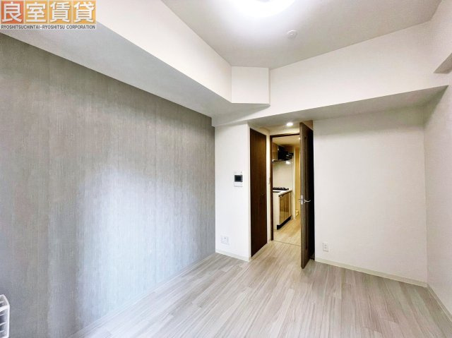 【寝室】 | プレサンス広小路通今池