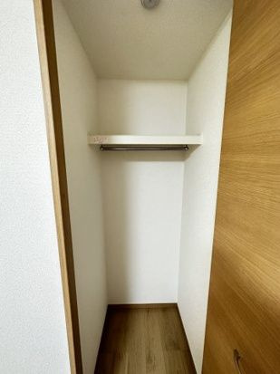 横浜市緑区上山３丁目のアパートの収納