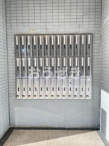 スカイコート本郷東大前のその他共用部分|メールボックス