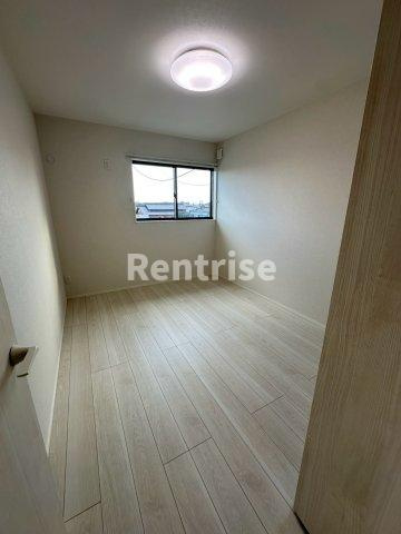 大赤見賃貸住宅C棟の洋室