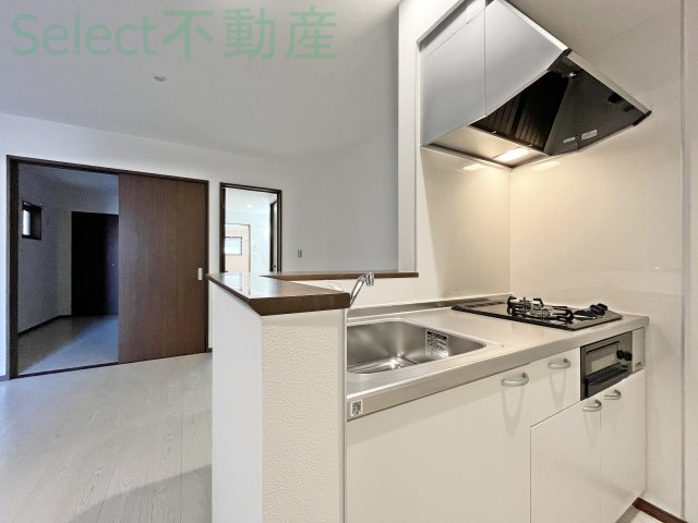 DEVELD荒中のキッチン