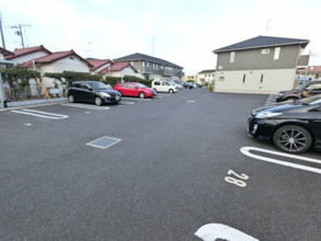 【駐車場】