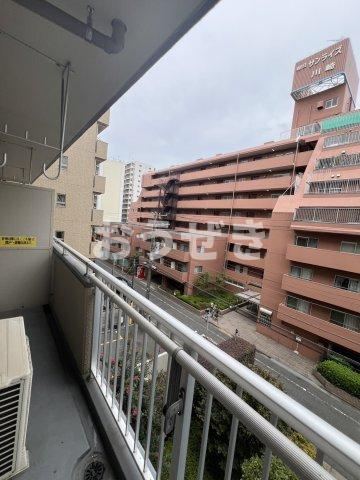 トーア川崎マンションのバルコニー