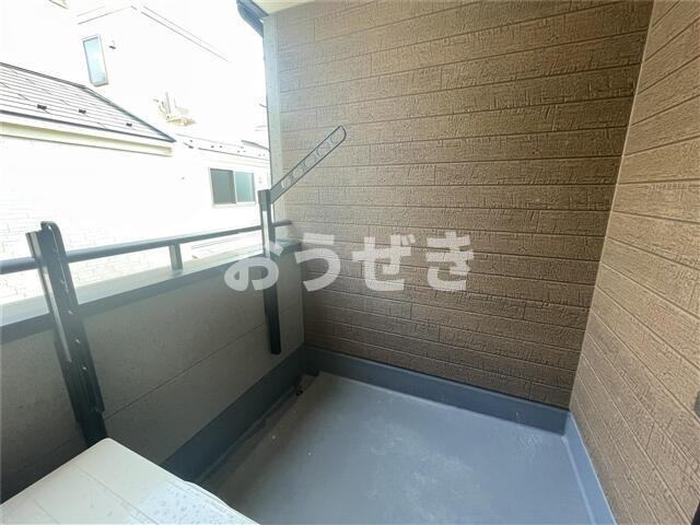 リーブルファイン足立南花畑のバルコニー