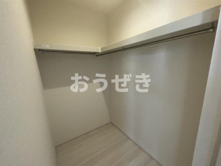 リーブルファイン足立南花畑の収納