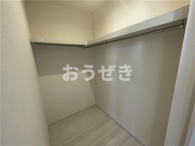 リーブルファイン足立南花畑の収納