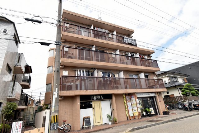 シャンブルド甲東園の外観