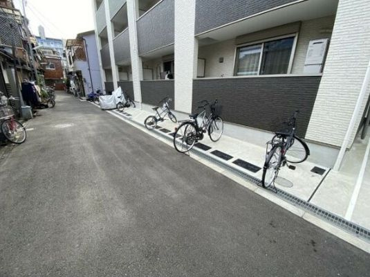 エステイトE森ノ宮のエントランス