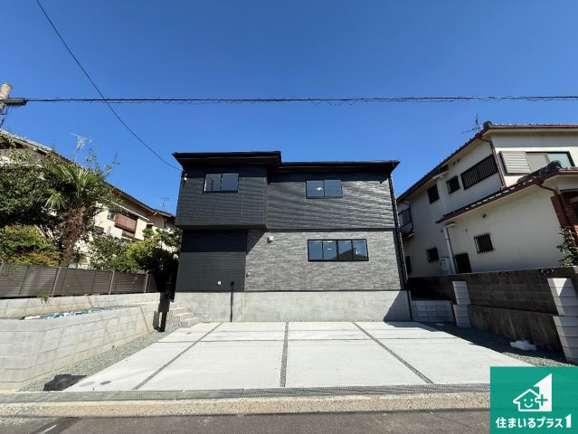 10(土)11(日)12(祝)現地説明会！◆羽曳野市羽曳が丘西　第2期　新築一戸建ての外観|お客様に長く安心して住んでいだだける事にこだわった家づくり！住んでからのアフターサービスにもしっかりと取り組んでいます！