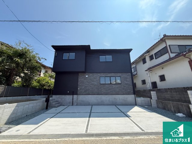 羽曳野市羽曳が丘西　第2期　新築一戸建ての外観|現在建築中！落ち着いた街並みで新生活を始めることが出来そう！周辺の物件も併せてご紹介させて頂きます！