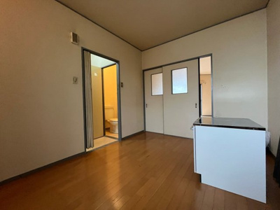 【居間・リビング】 | 八番館