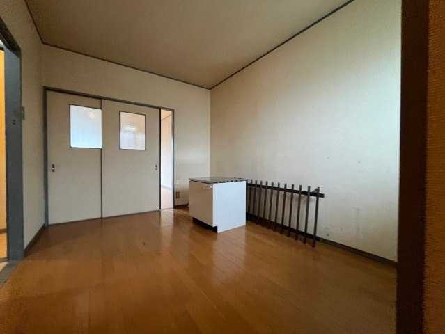 【内装】 | 八番館