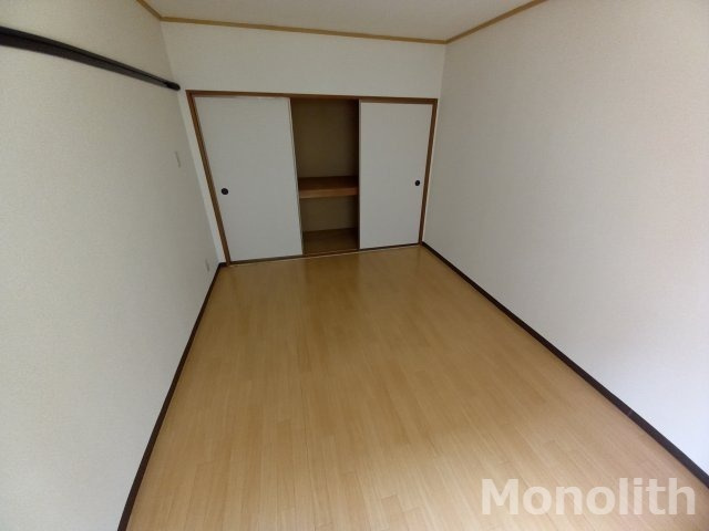 エミネントセジュールA棟の洋室