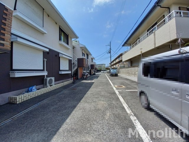 エミネントセジュールA棟の駐車場