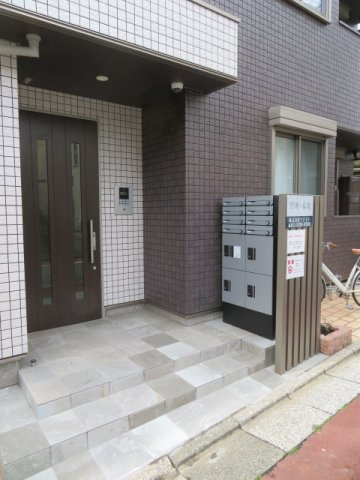 Groundsunnyのエントランス