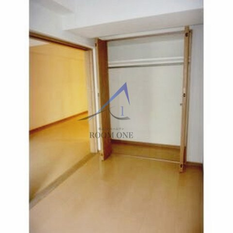 ブラントーレ哲学堂の寝室|寝室です。