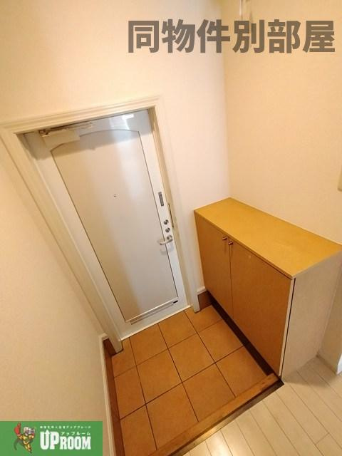 さくら弐番館の玄関