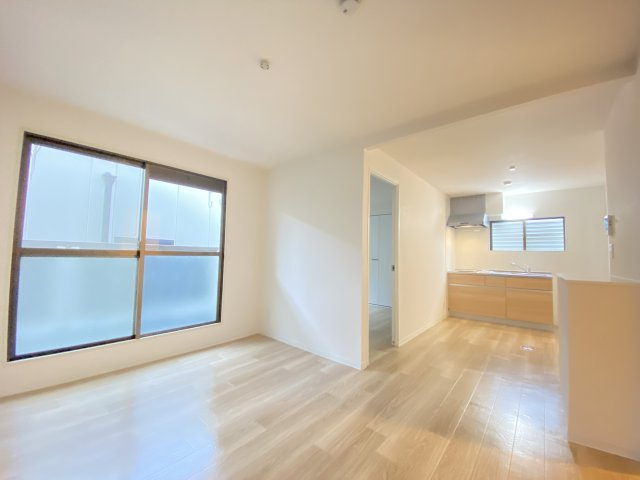 大阪市淀川区木川西２丁目の賃貸マンションの居間・リビング