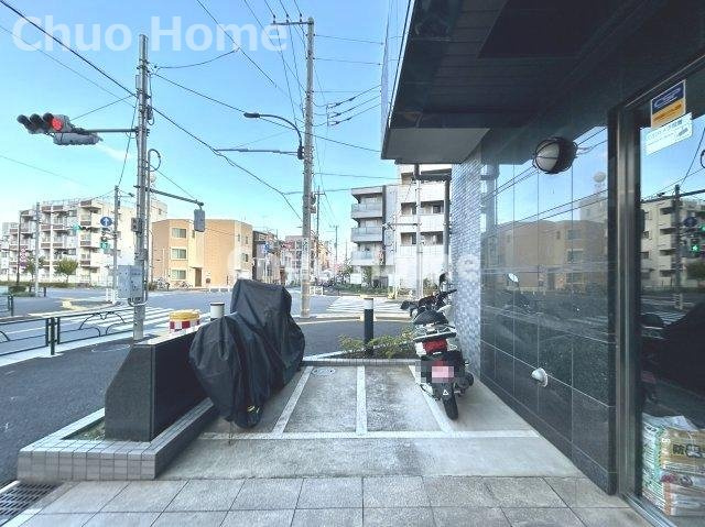 サンパレス小岩の駐車場|【バイク置場】最新の空き状況や費用などの詳細は担当スタッフまでお問い合わせください。