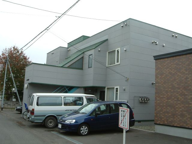 レラコート八軒