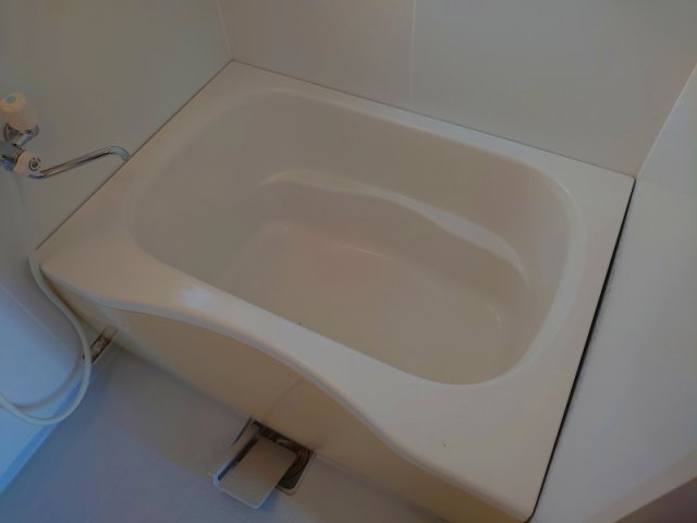日恵ハイツＢ棟の浴室