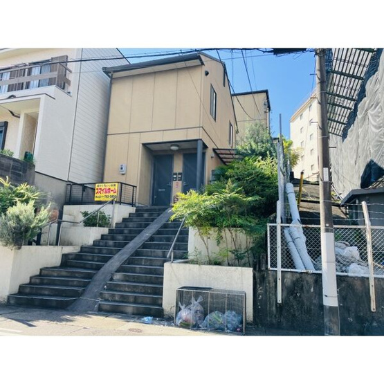 【エントランス】 | クレアコート東山　B棟