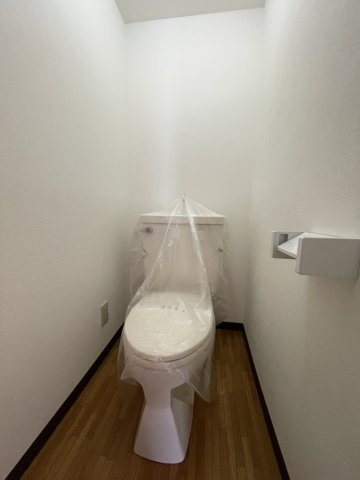 グレースコート甲東園のトイレ|シンプルで使いやすいトイレです