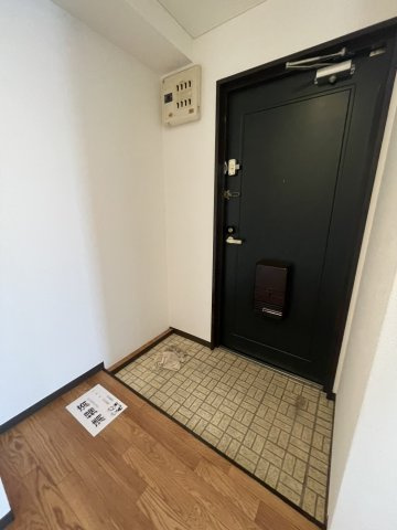 グレースコート甲東園の玄関|ゆったりとした玄関です