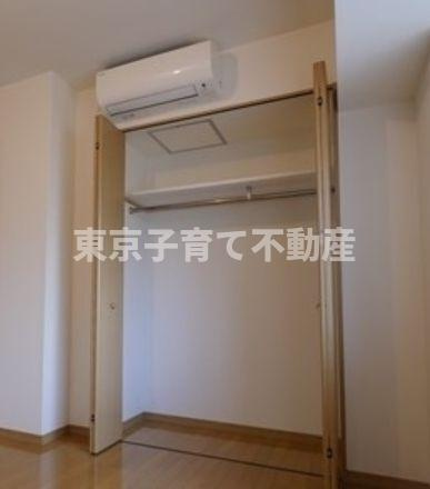 ロイヤルタワー春日の収納