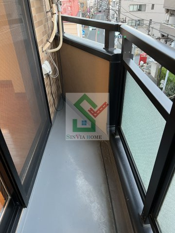 ロゼットのバルコニー