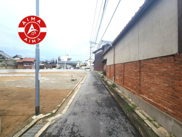 糟屋郡新宮町大字新宮第2-2棟（1号棟）の外観|前面道路含む現地の写真です。