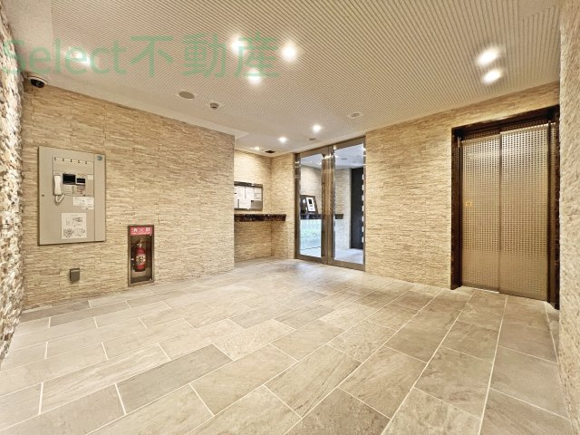 スレンダウェルステージの設備