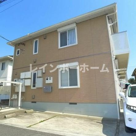 サンモール市川の外観