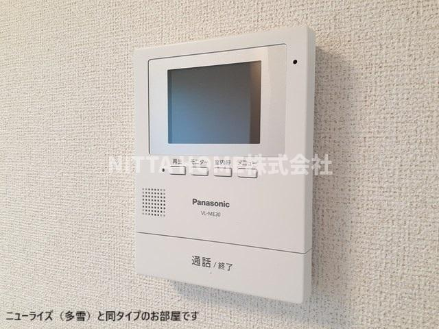 豊岡市伏のアパートのセキュリティ|【完成イメージ】モニタ付きインターホンを完備◎