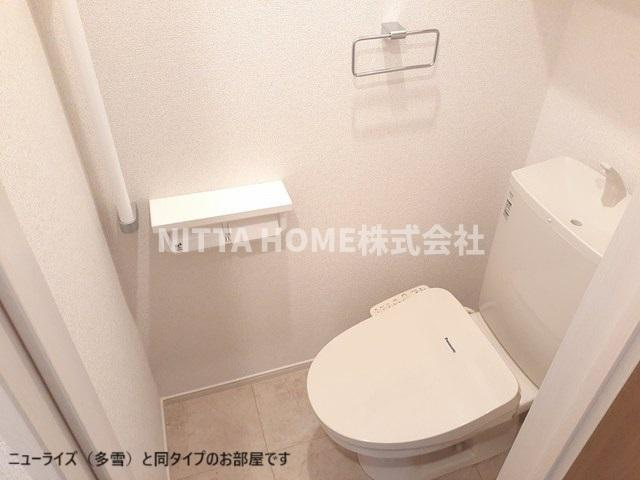 豊岡市伏のアパートのトイレ|【完成イメージ】温水洗浄付きのトイレです◆