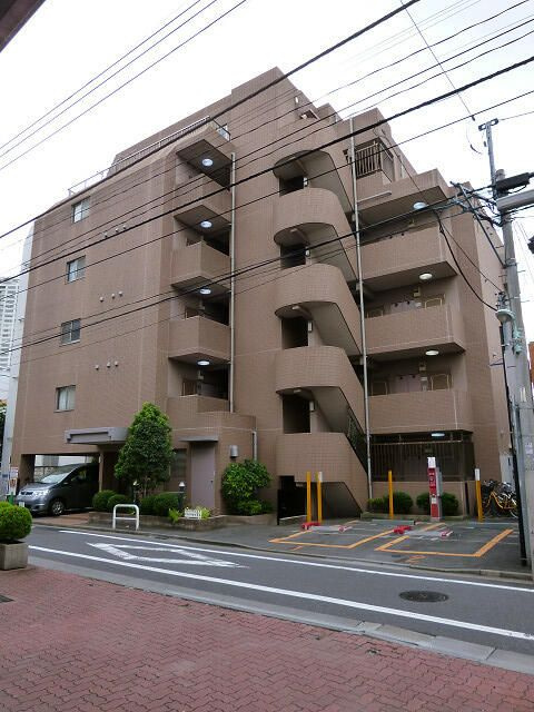 サン・フォレストの外観