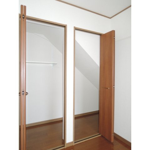 イーストビレッジの収納|他部屋参考写真