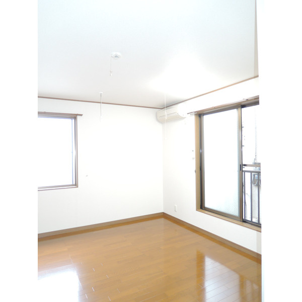 イーストビレッジの居間・リビング|他部屋参考写真