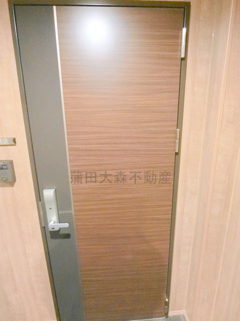 セル エット ルミエールの玄関