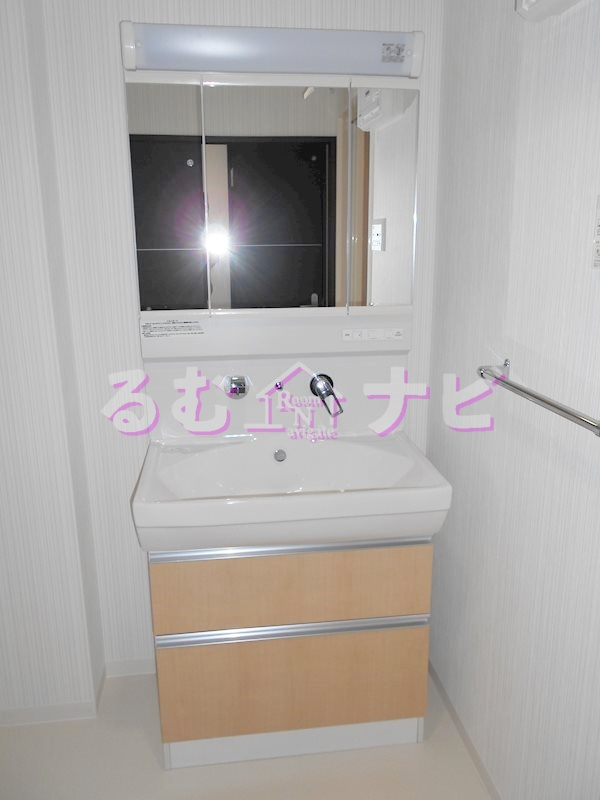 福岡市南区那の川１丁目の賃貸マンションの洗面所