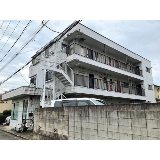 落ち着いた雰囲気の外観です
