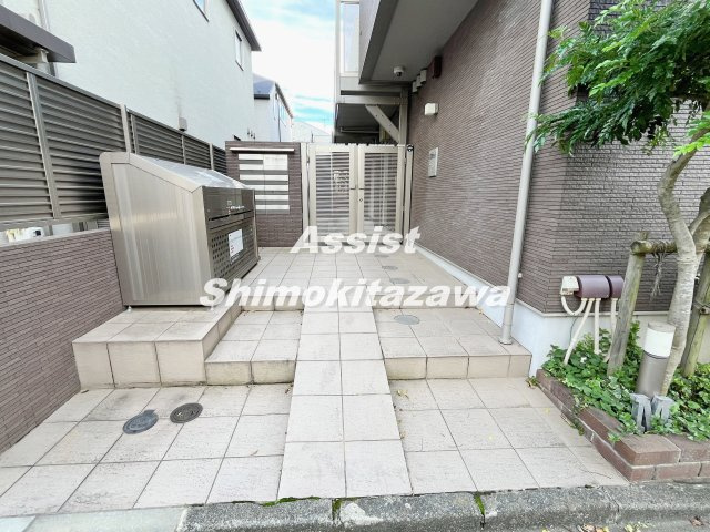 M’s Daizawa（エムズ　ダイザワ） のエントランス