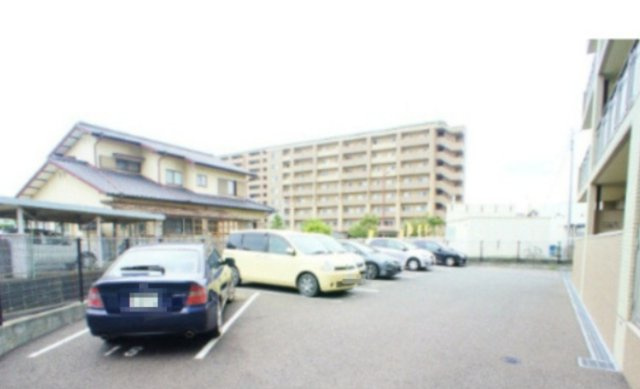 ステラSTⅡの駐車場