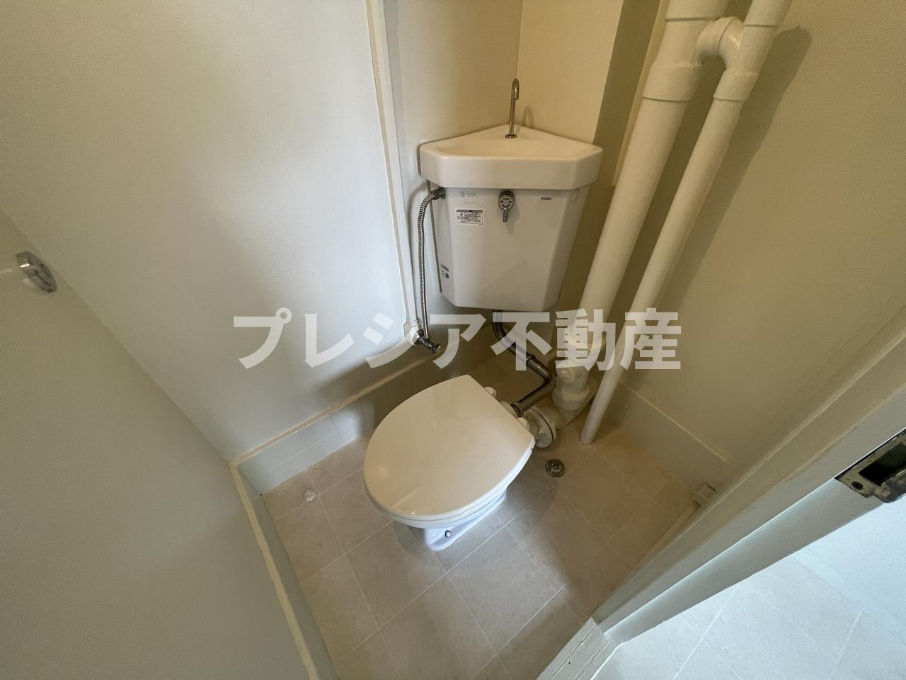 松が丘住宅16号棟のトイレ