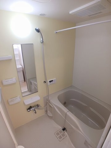 日々の疲れを癒すお風呂付です