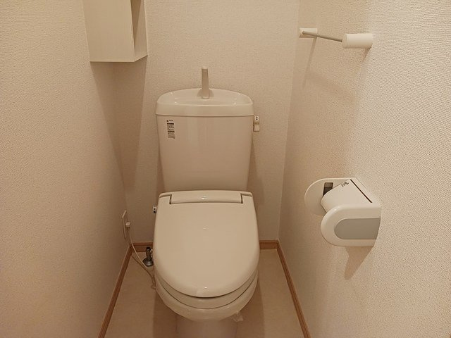 シンプルで使いやすいトイレです