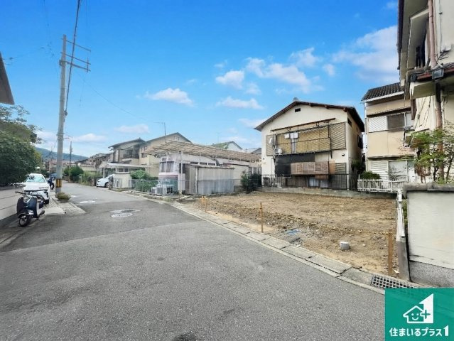 京都市西京区樫原五反田　第1期　売土地の外観|周辺は落ち着いた街並みの住宅地！子育てがしやすい住環境です！現地でしかわからない事もございます。是非一度ご覧ください。