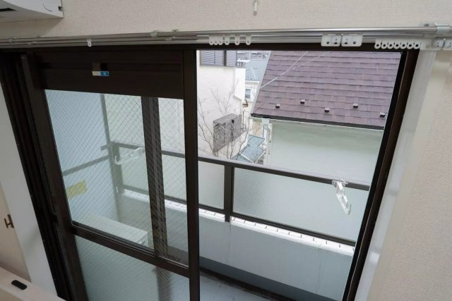 陽当たり良好なバルコニーです