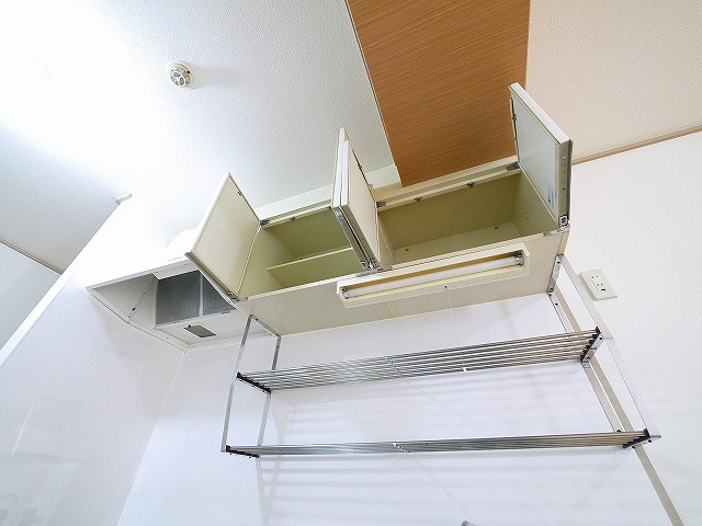 高畑マンションのキッチン|使いやすいキッチンです